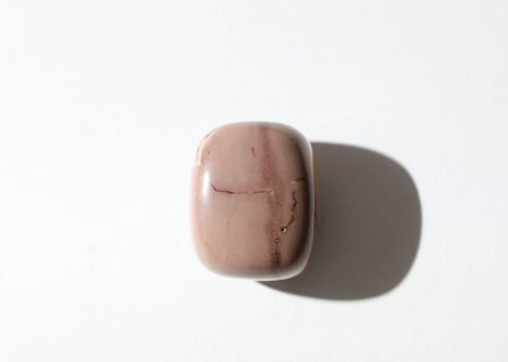 【才能を使って】ピンク ムーカイトジャスパー タンブル