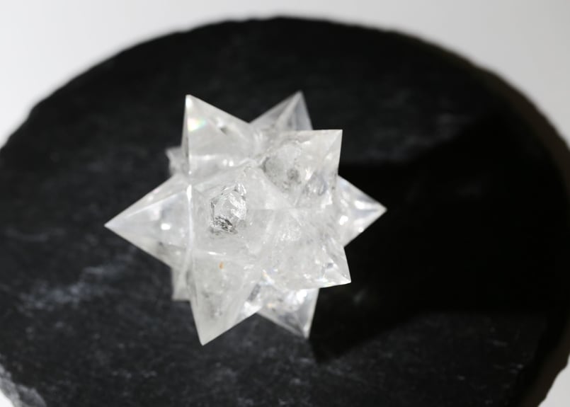 魂からのメッセージ】ブラジル産 虹入り クリアクォーツ アステロイド