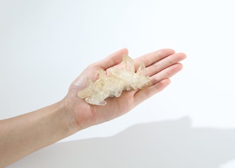 【内なる輝きを放つ】ゼコデソーザ産 ゴールデンクォーツクラスター