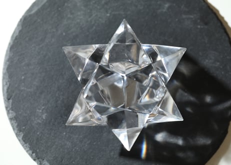 【神秘のシグナル】特大 ガネッシュヒマール産 水晶 アステロイド