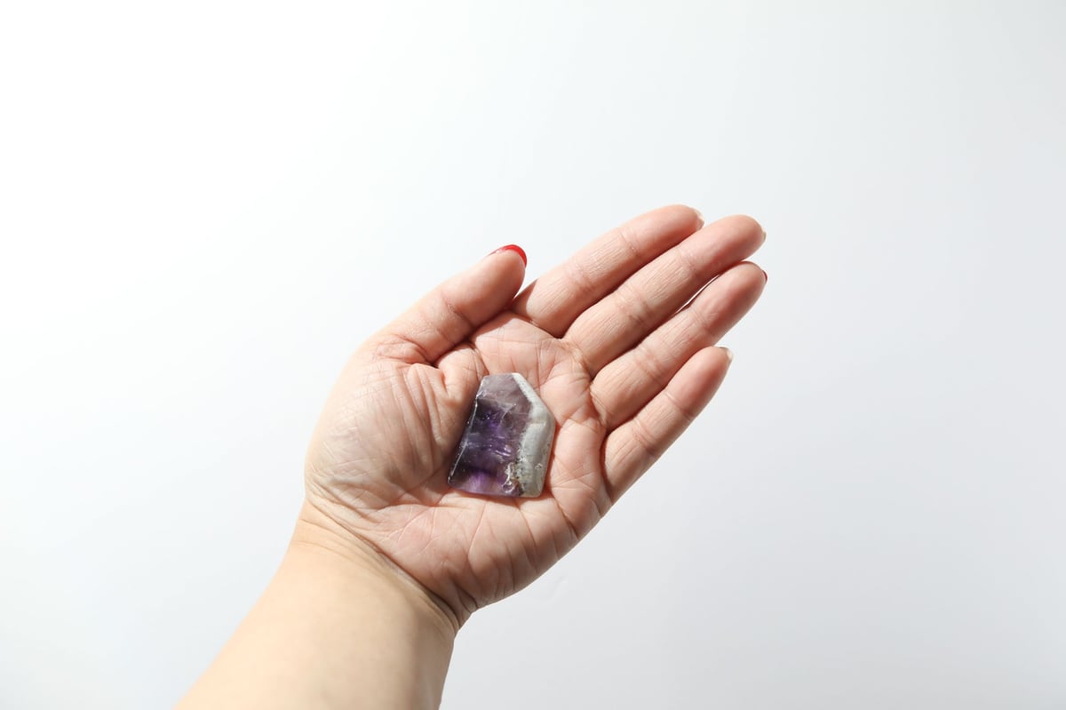 絡み合う】トラピッチェアメジスト | Y.S.Y24