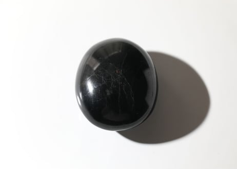 【カルマ解放のシッティ入り】ブラックトルマリン 握り石