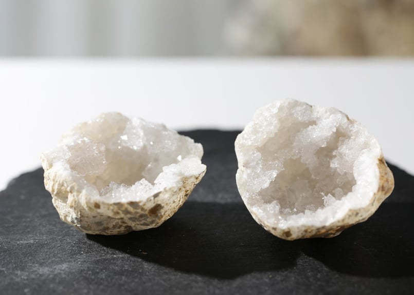 大特価❣️キラキラ❣️白蛇の鱗クオーツ✨ キラキラの星】クリスタルジオード | Y.S.Y24