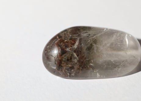 【精霊とともに】虹入り ガーデンクォーツ ルース