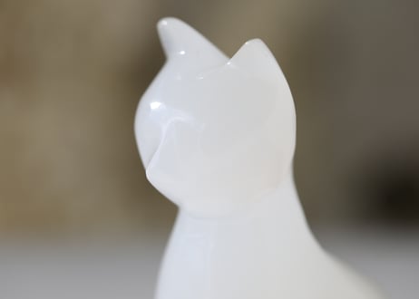 【社を守る猫】ホワイトカルサイト ねこ