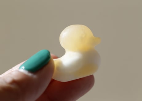 【やさしい気持ち】オレンジカルサイトのアヒル