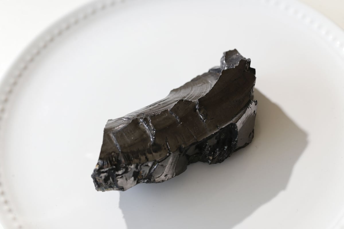 エリートシュンガイト✵160g エリートシュンガイト原石 – シュンガイトセンタージャパン