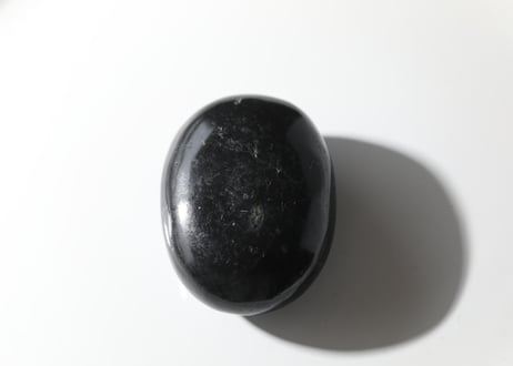 【体へ愛をこめて】ブラックトルマリン 握り石