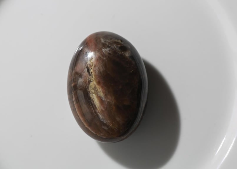 ブラックムーンストーンの握り石 | Y.S.Y24