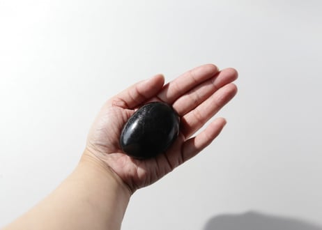 【あなたを守りたい】ブラックトルマリン 握り石