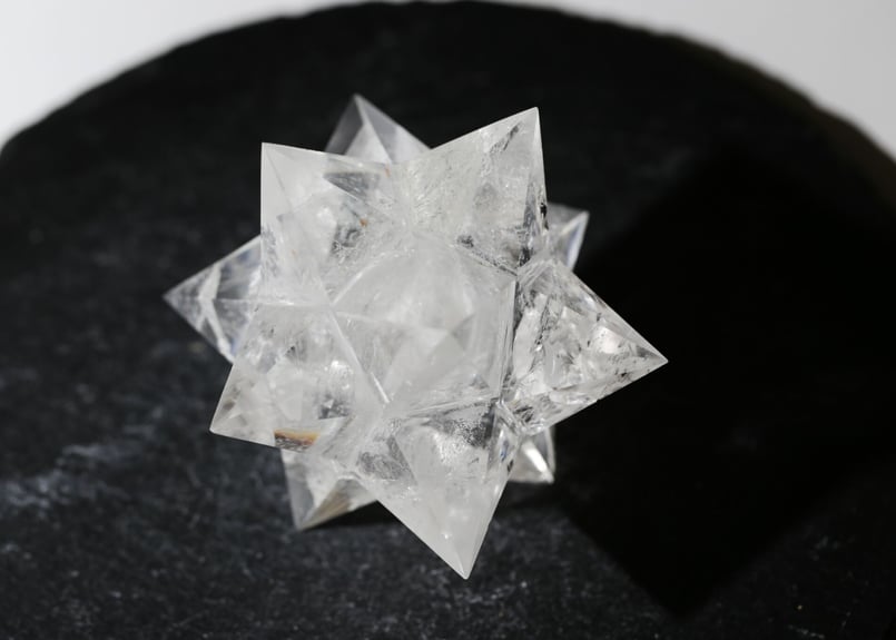 ブラジル産 虹入り ハイグレード クリアクォーツ 水晶 アステロイド スタンド付 ブラジル産 虹入り ハイグレード クリアクォーツ 水晶 アステロイド