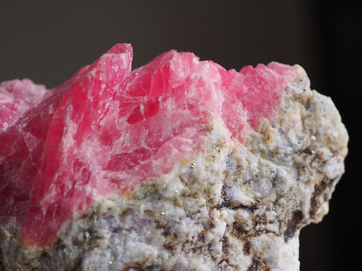 超レア！ ロードクロサイト共生・セレナイトクラスター原石 超レア！ ロードクロサイト共生・セレナイトクラスター原石