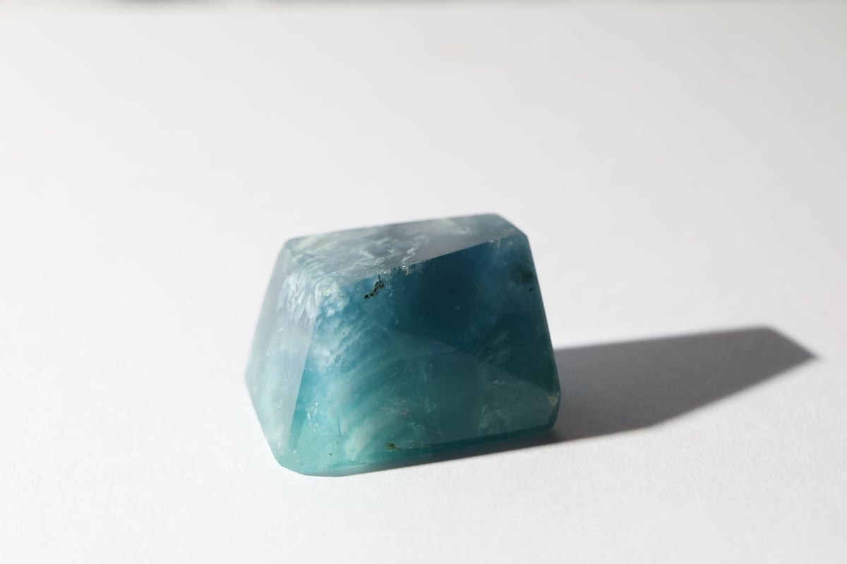 人魚の神殿】ブルーフローライト フリーフォーム | Y.S.Y24