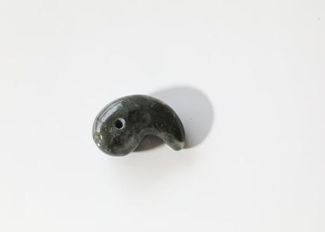 【カルマ解放のシッティ入り】ガネッシュヒマール産 水晶 勾玉
