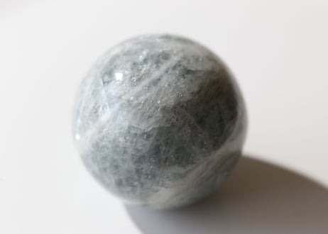 【new earth】虹入り キラキラアクアマリン スフィア