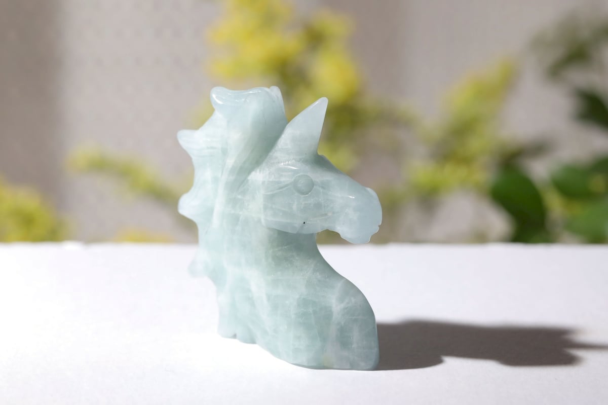 アクアマリン　ユニコーン　天然石　置物 大開運の技入り】〈Y.S.Y24オリジナル〉アクアマリン ユニコーン