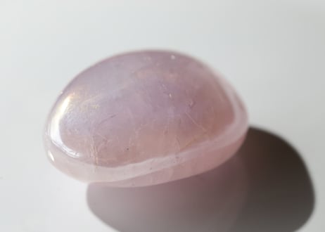 【ハートの輝き】エンジェルオーラ ローズクォーツ 握り石