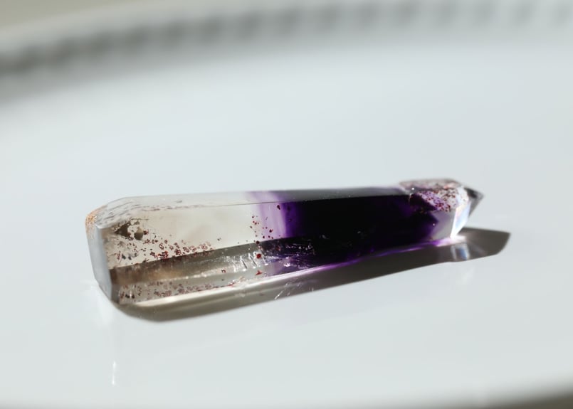 （ss8）マダガスカル産スーパーセブンポイント原石 マダガスカル産スーパーセブン(小瓶入り)