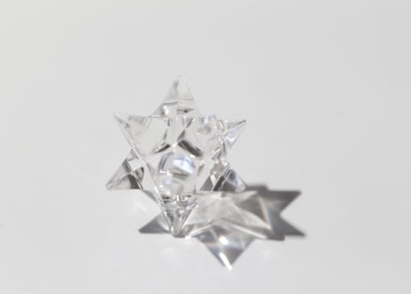 【次元を変える】ラクタの箱入り ガネッシュヒマール産 水晶 アステロイド