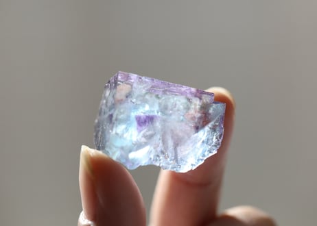 【風になる】ブルーフローライト 原石
