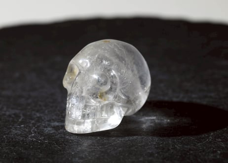【CONNECTION つながり（必要なものすべてと繋がる） シジル封入 オリジナルカード付き❣️】虹入り クリアクォーツ スカル ※イベントクーポン使用不可