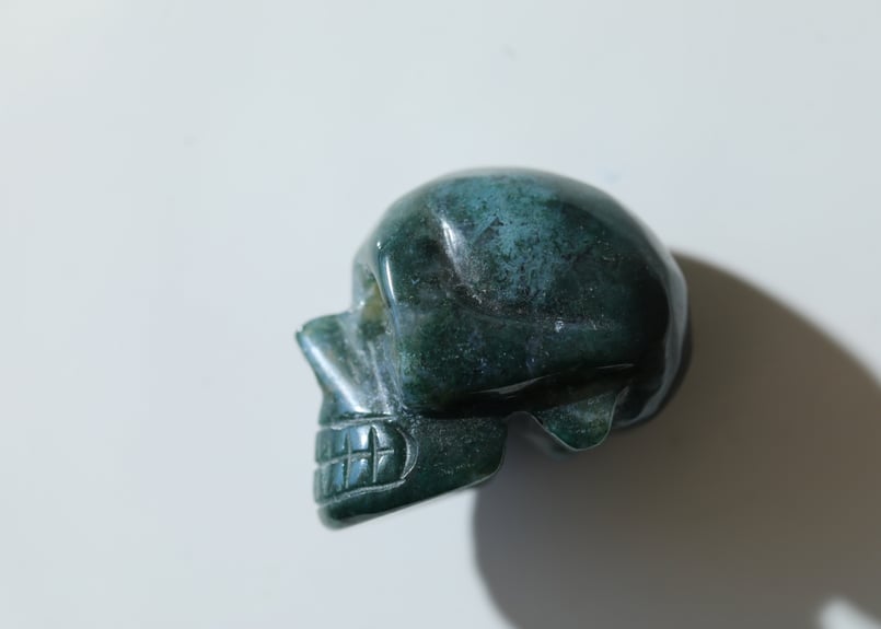 パープルモスアゲート 月 スカル 天然石 456g 394217913adb54ef01bfb3dcc60e1f