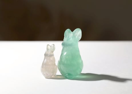 【悟りのシッディ入り】フローライト うさぎのおやこ