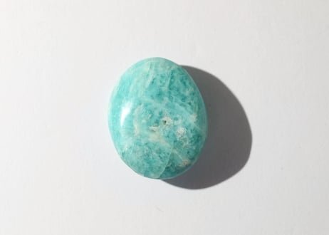 大技封入❣️【虚空蔵菩薩から智慧を授かる】アマゾナイト 握り石 ※イベントクーポン使用不可
