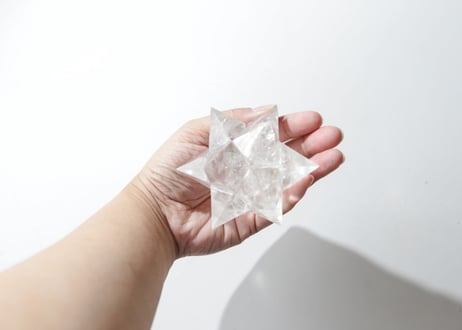 【魂からのメッセージ】ブラジル産 虹入り クリアクォーツ アステロイド