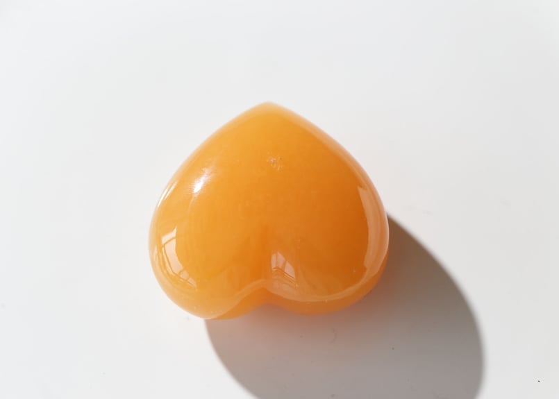 オレンジカルサイトハート持ち呑金獣