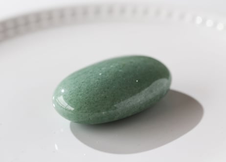 【絆創膏】グリーンアベンチュリン 握り石