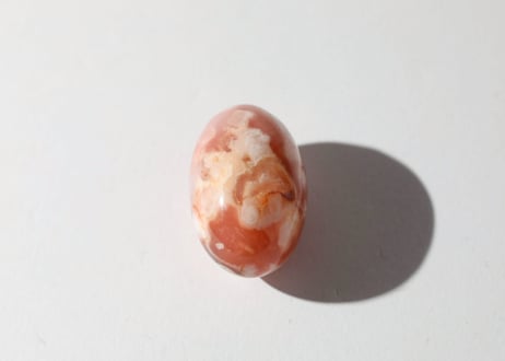 【芸術家の生命】ハイクオリティ チェリーブロッサムアゲート リンガム