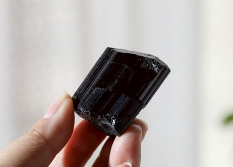 【体へ愛を送る】ブラックトルマリン 原石