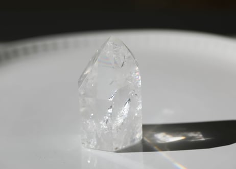 【輝く才能】トカンティンス産 虹入り ちびクリアクォーツ ポイント