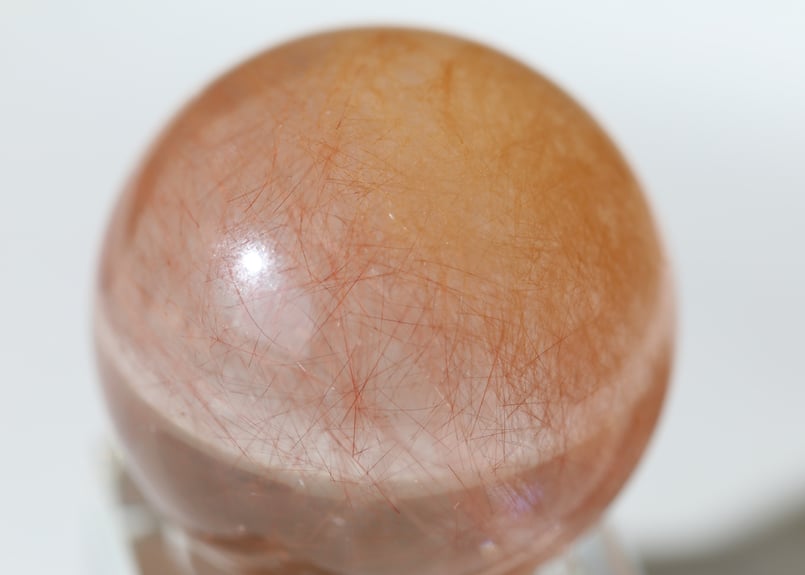 【金運、仕事運上昇】タイチンルチルスフィア ⭐️R 162 ルチルクォーツスフィア 33ミリ 最強針水晶 台座付 金銭運が爆