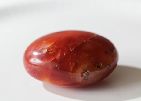 【体をあたためて】カーネリアン 握り石