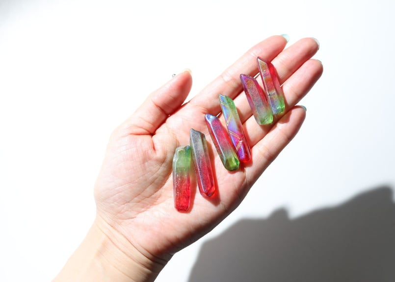 めぐりん】レッドオーラクォーツ✕レッドクラック水晶のオルゴナイト