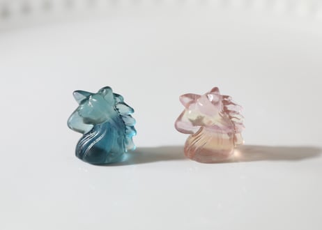 【JOYと共に】ブルーフローライトとイエロー＆ピンクフローライト ミニミニユニコーンセット