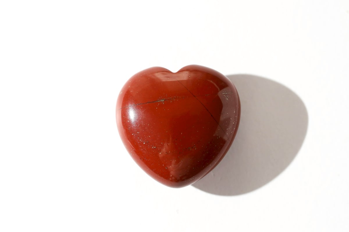 売切れ　　 兎　レッドジャスパー可愛い 売切れ 兎 レッドジャスパー可愛い Amazon.co.jp: 卸売手彫り動物天然