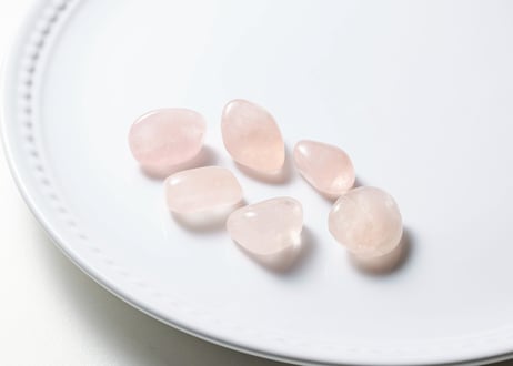 【ハートのまま生きる】ハイクオリティ モルガナイト タンブルS（６個セット）