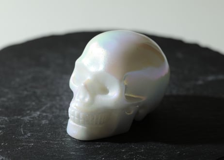 【愉快な世界】エンジェルオーラ白翡翠 スカル