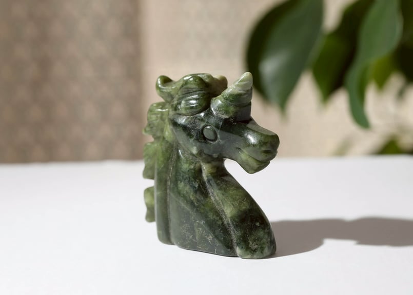 静けさと共に】翡翠 ユニコーン | Y.S.Y24