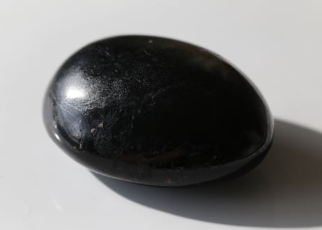 【あなたを守りたい】ブラックトルマリン 握り石