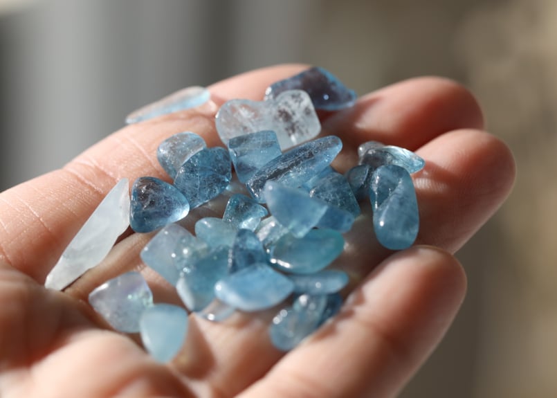 ❤️高品質のレアな深海島アクアマリン❤️ 天然アクアマリン 1.93ct 【煌めくアクアブルー】 上質 マダガスカル