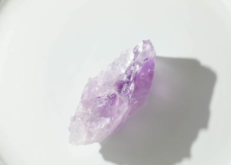 【溶けるような愛】虹入り エッジドアメジスト