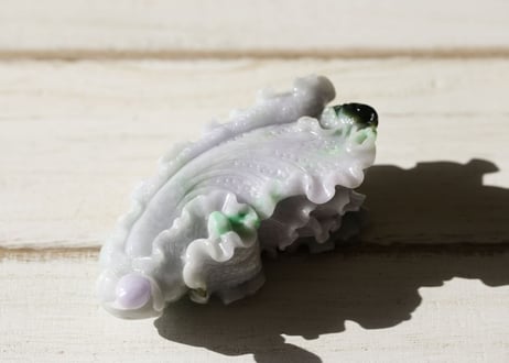 【J氣さんの氣入り】×技封入❣️【商売繁盛/人と情報が集まってくる】ミャンマー産 翡翠の白菜 台座付き【福が来る】　※イベントクーポン使用不可