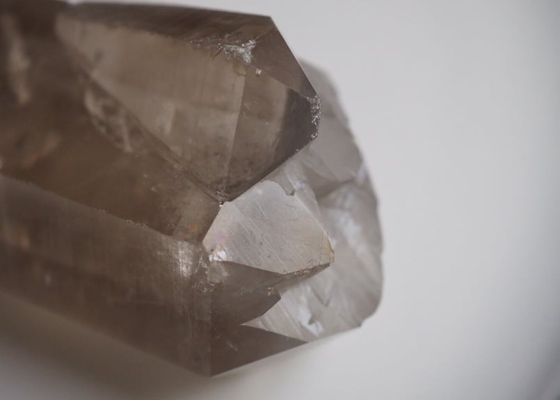 宇宙へ】虹入り スモーキーレムリアンシード ダブルターミネーテッド