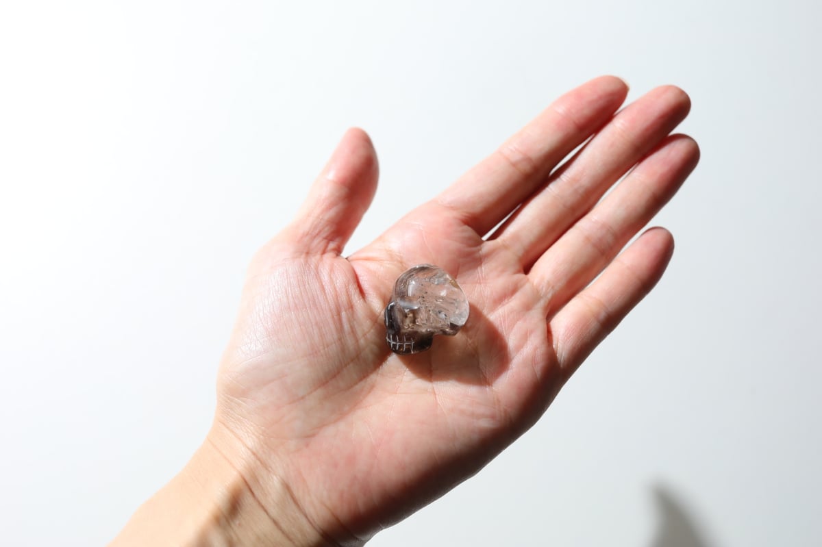 希少❣️スモーキークォーツ　レインボー入り ☆レインボーがいっぱい! レインボースモーキークォーツsphere