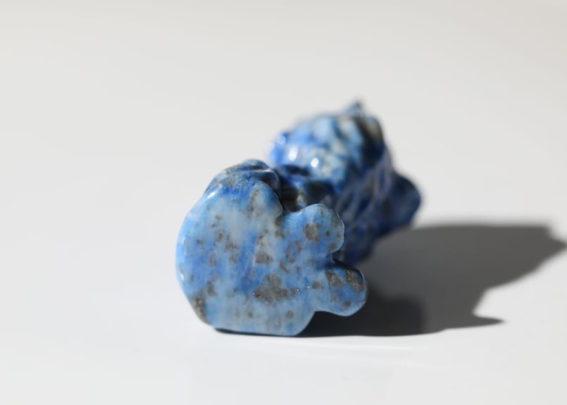 静かに見守る人】ラピスラズリ ライオン | Y.S.Y24