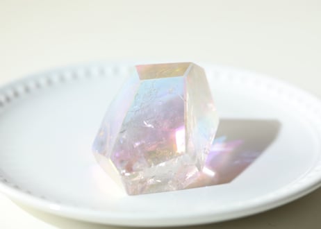 【天使の導き】ハイクオリティ エンジェルオーラクリアクォーツ フリーフォーム